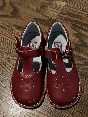 L'Amour Kids Red T‑Strap Mary Jane Shoes